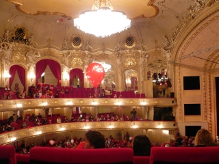 komische-oper-berlin-innen