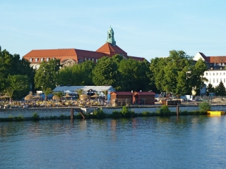 metaxa-bay-berlin-mitte